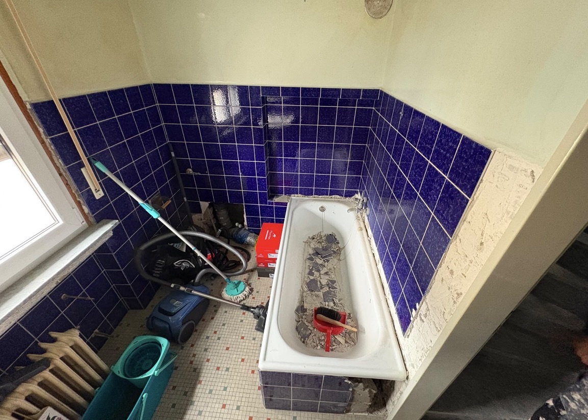 Salle d'eau avant transformation